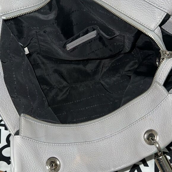 Marc by Marc Jacobs Too Hot to Handle Bentley Tote Cement Gray - Picture 16 of 16